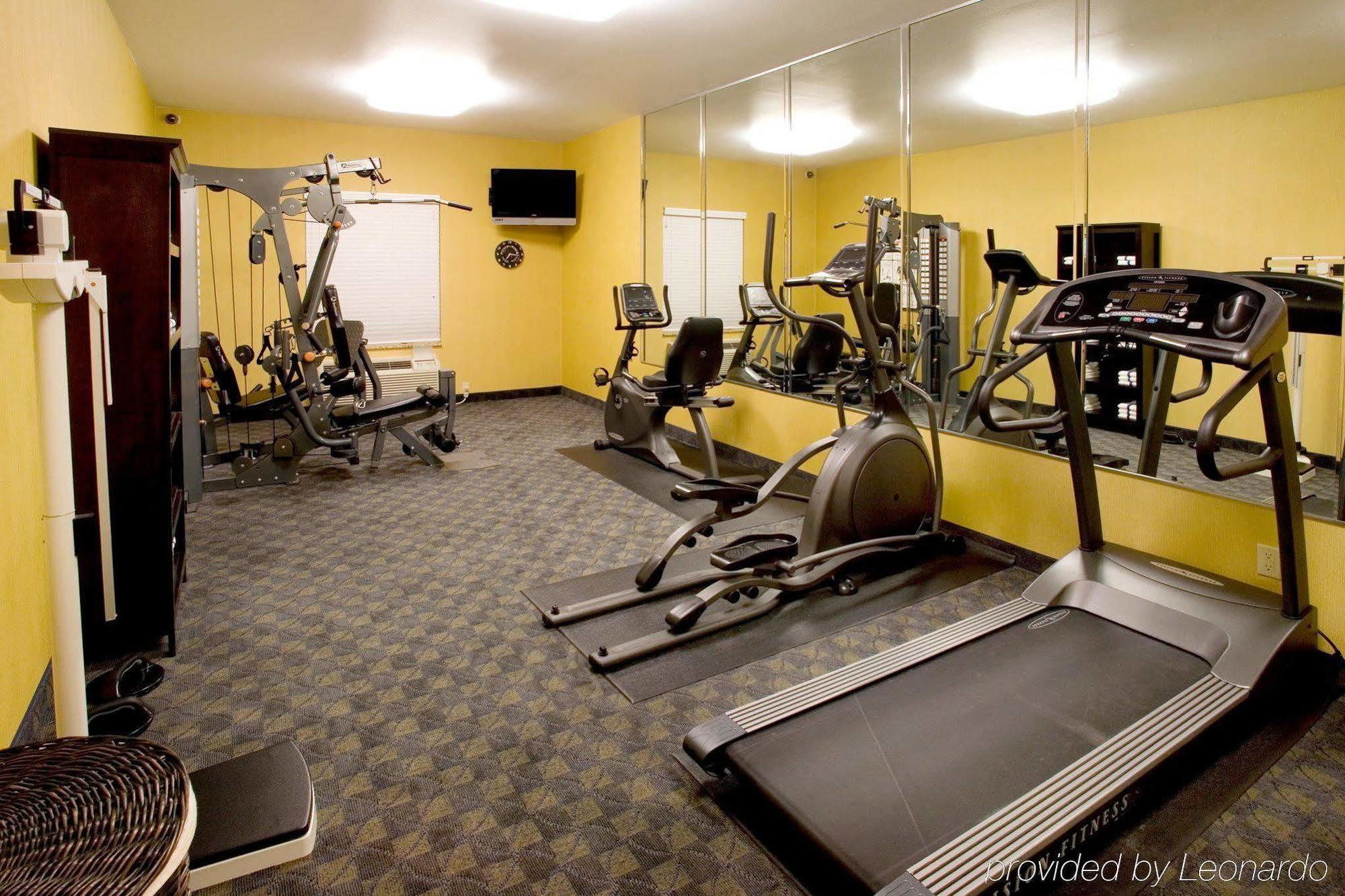 Holiday Inn Express Hotel And Suites Falfurrias Buitenkant foto
