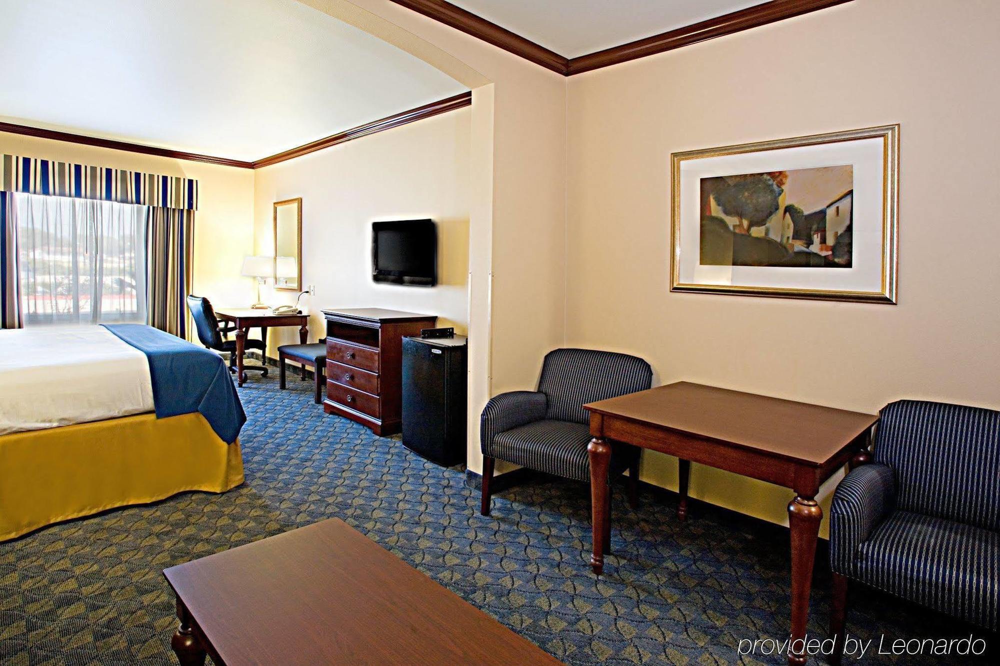 Holiday Inn Express Hotel And Suites Falfurrias Kamer foto